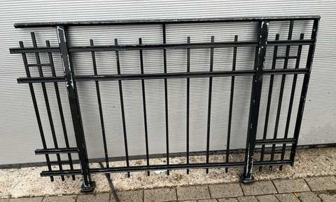 Historischer Zaun aus Stadtvillen-Demontage